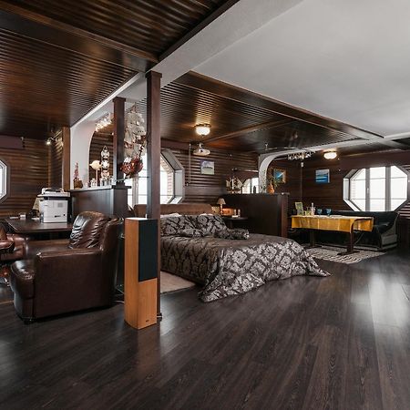 The Sky Loft Apartment Kiev Luaran gambar